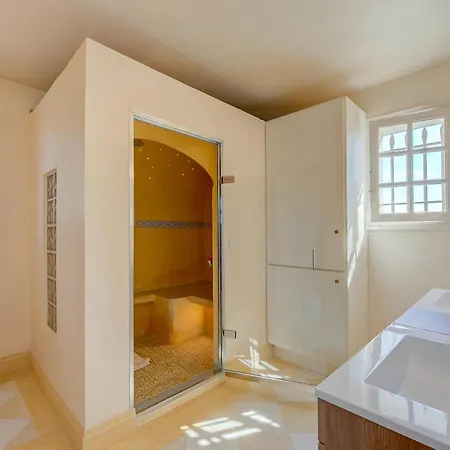 Maison Marine - Happy